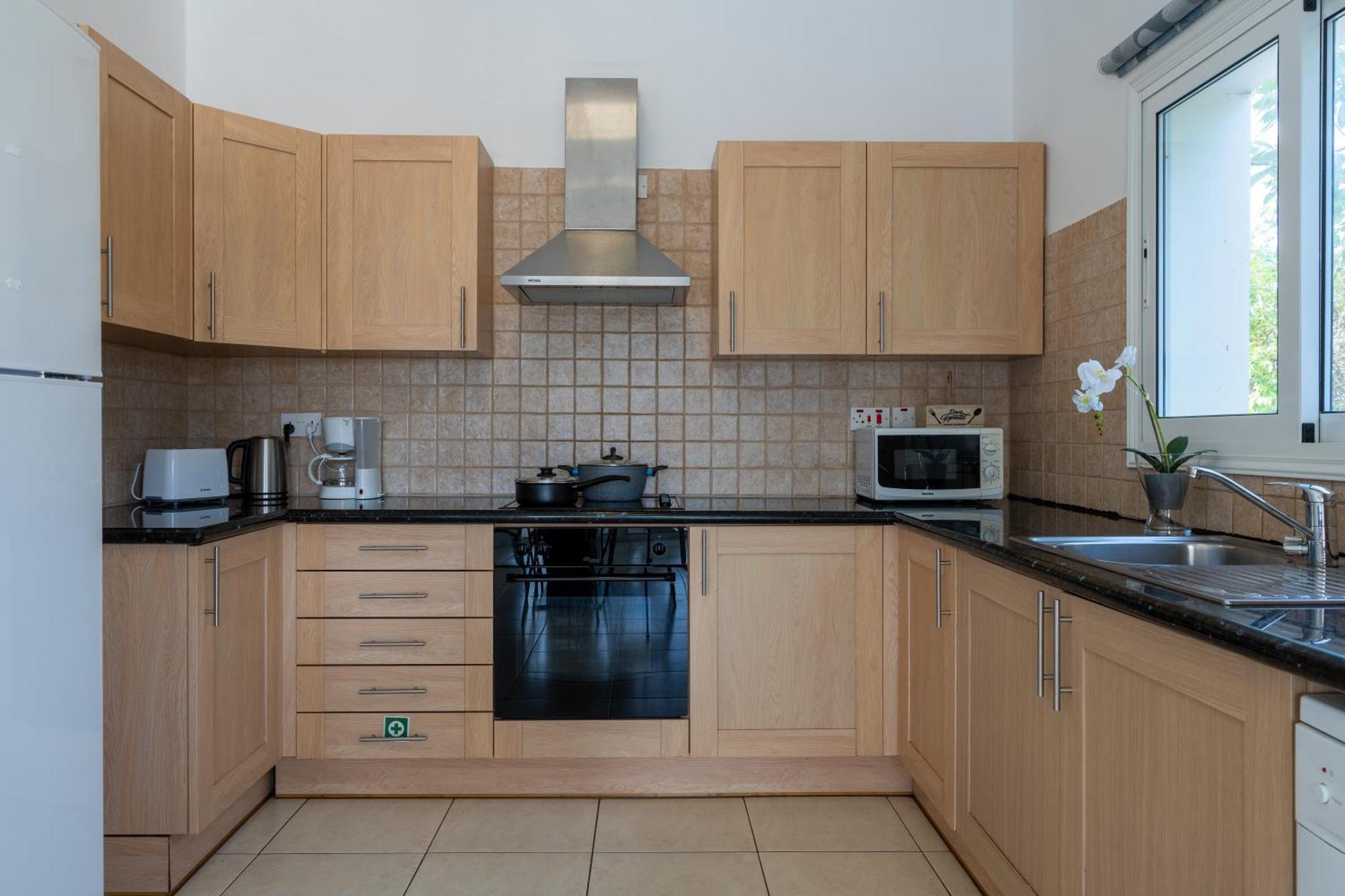 Casa Yasmina - 3 Bedroom In Protarász